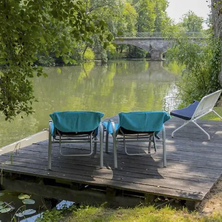Вилла Au Bord De La Dronne Bonnes (Charente)